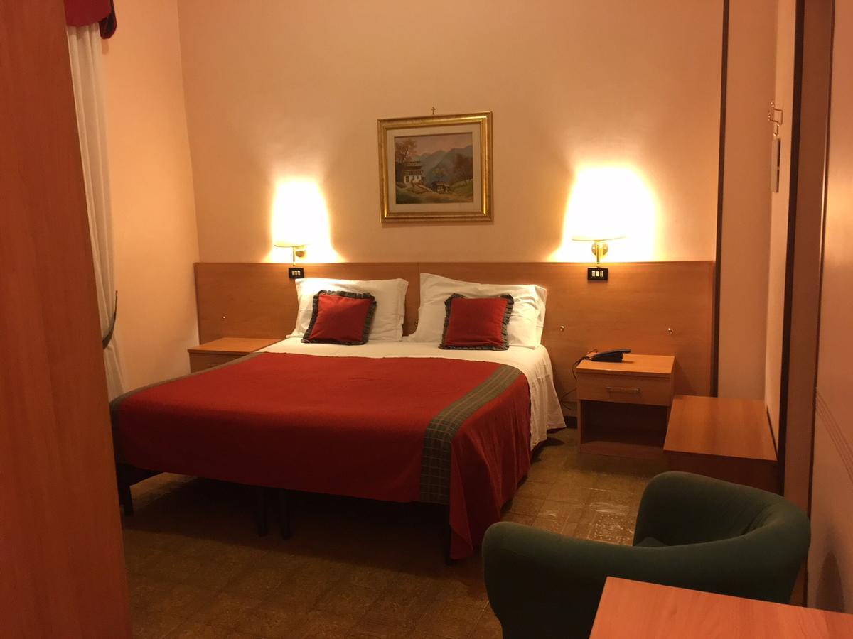 Hotel Delle Ortensie Fiuggi Kültér fotó